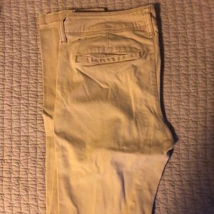 Aeropostale’s Classic Twill Khaki Pants